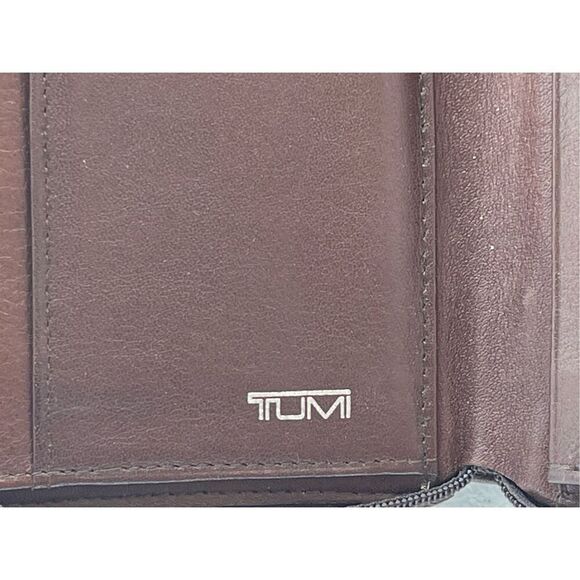 Tumi Brown Leather Wallet - Picture 7 of 10